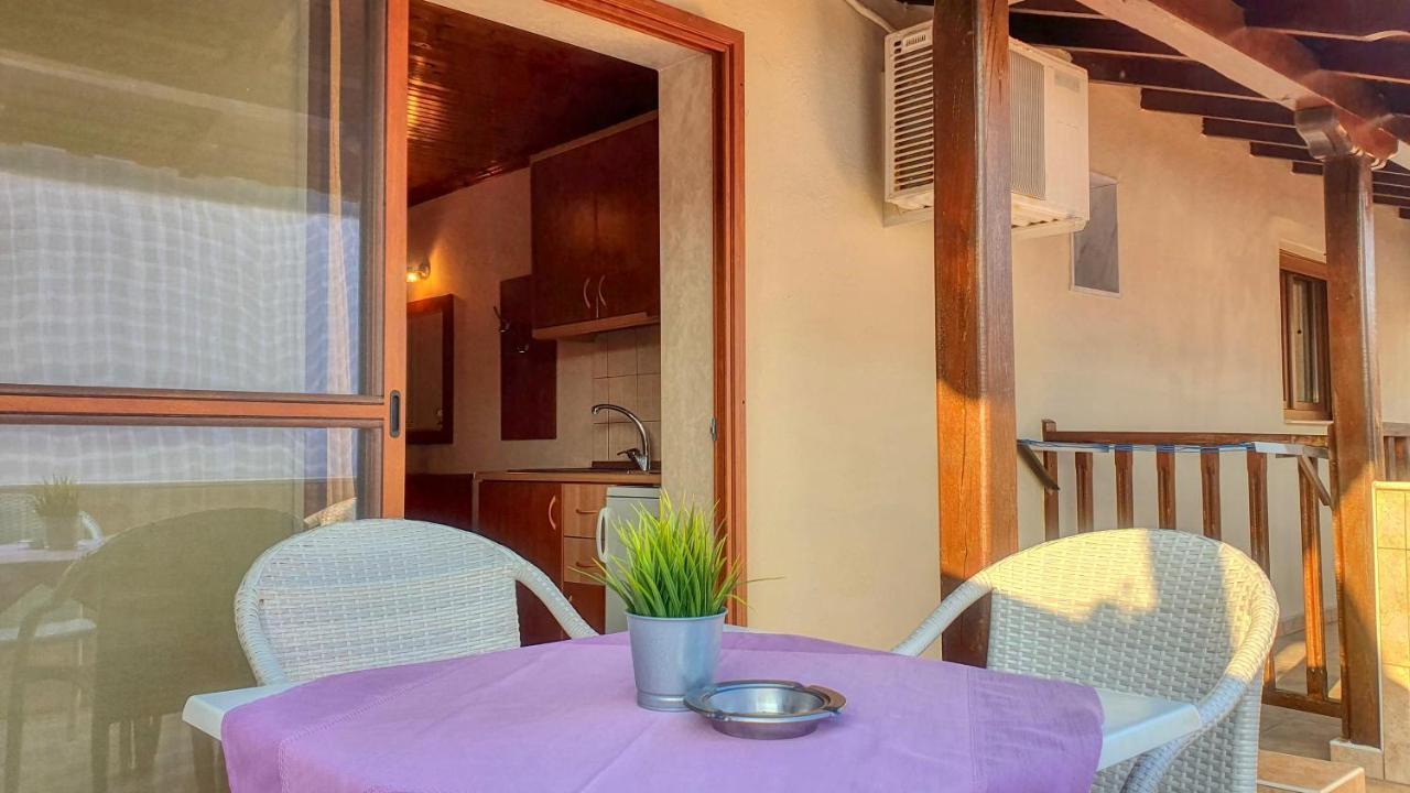 فندق Rodon Garden Centre سارتي المظهر الخارجي الصورة